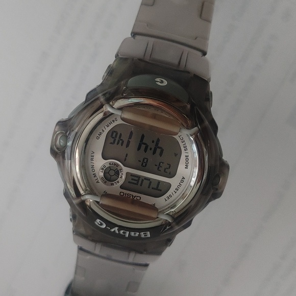 Casio Baby G Watch - Picture 2 of 6